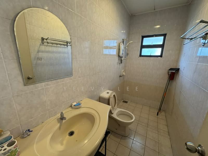 Rumah Bandar untuk Dijual di Petaling Jaya (Selangor) - Yeevy Lee - Bathroom - PropertyGuru.com.my