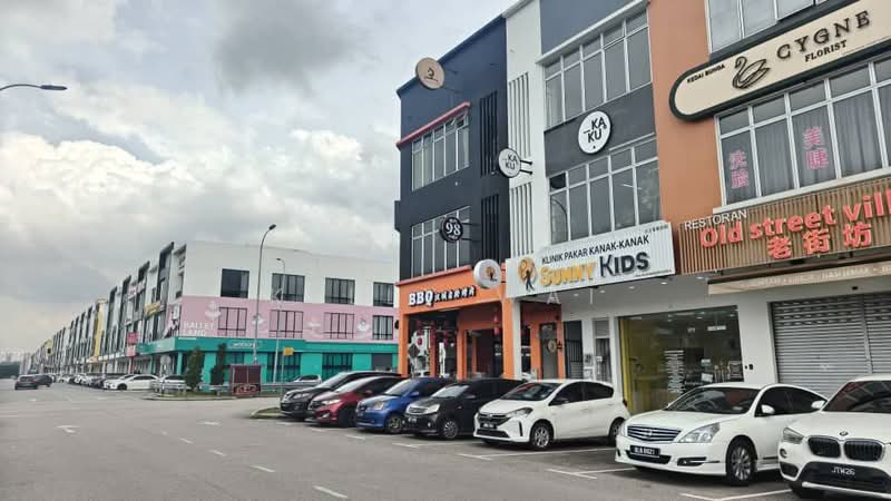 Retail Space for Sale in Austin Crest (Johor Bahru) - Kelly Wai - Exterior - PropertyGuru.com.my