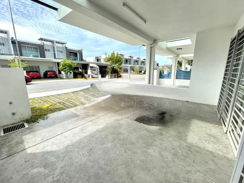 Rumah Teres 2-Tingkat untuk Dijual di Dengkil (Selangor) - Tasya Ruslan - PropertyGuru.com.my