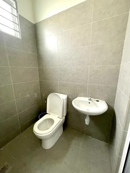 Rumah Teres 2-Tingkat untuk Dijual di Dengkil (Selangor) - Tasya Ruslan - PropertyGuru.com.my