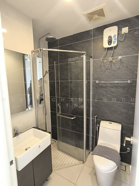 Kondominium untuk Disewa di Bay Laurel @ Country Garden Danga Bay - Wyatt Chan Shoou Tyn - Bathroom - PropertyGuru.com.my