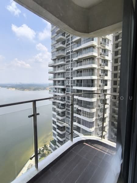 Kondominium untuk Disewa di Bay Laurel @ Country Garden Danga Bay - Wyatt Chan Shoou Tyn - Balcony - PropertyGuru.com.my