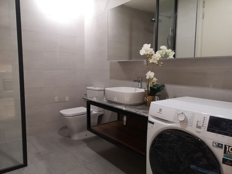 Service Residence for Rent at Residensi Solaris Parq - Sr. Alan NBH - Bathroom - PropertyGuru.com.my