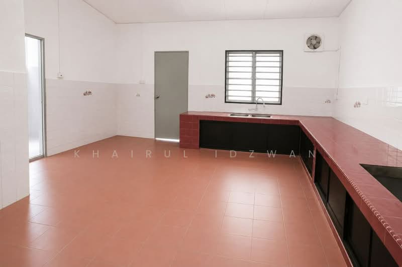 Rumah Teres untuk Dijual di Seremban (Negeri Sembilan) - Khairul Idzwan - Kitchen - PropertyGuru.com.my