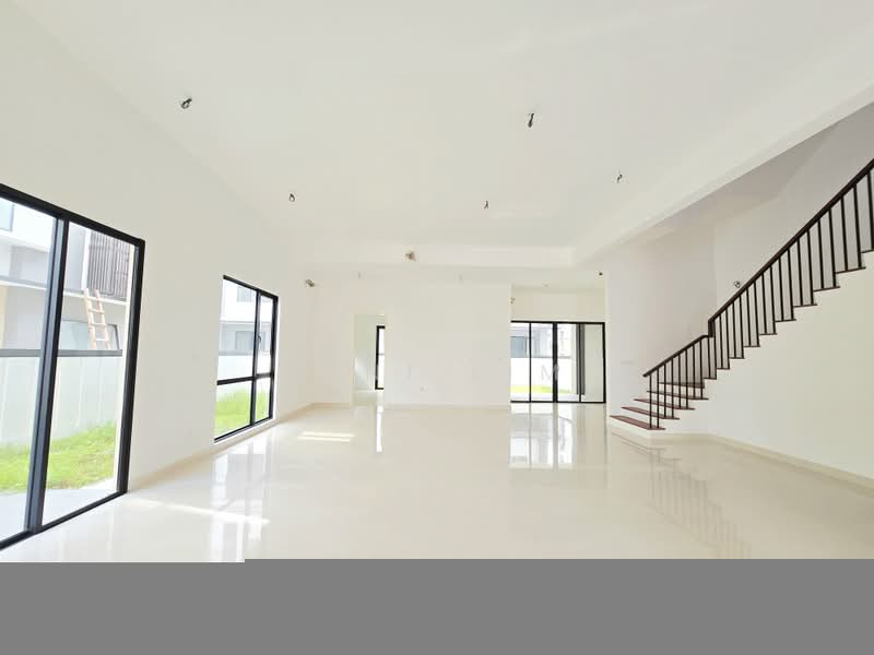 Rumah Berkembar untuk Dijual di Kota Damansara (Selangor) - Reni Lim - Living Room - PropertyGuru.com.my