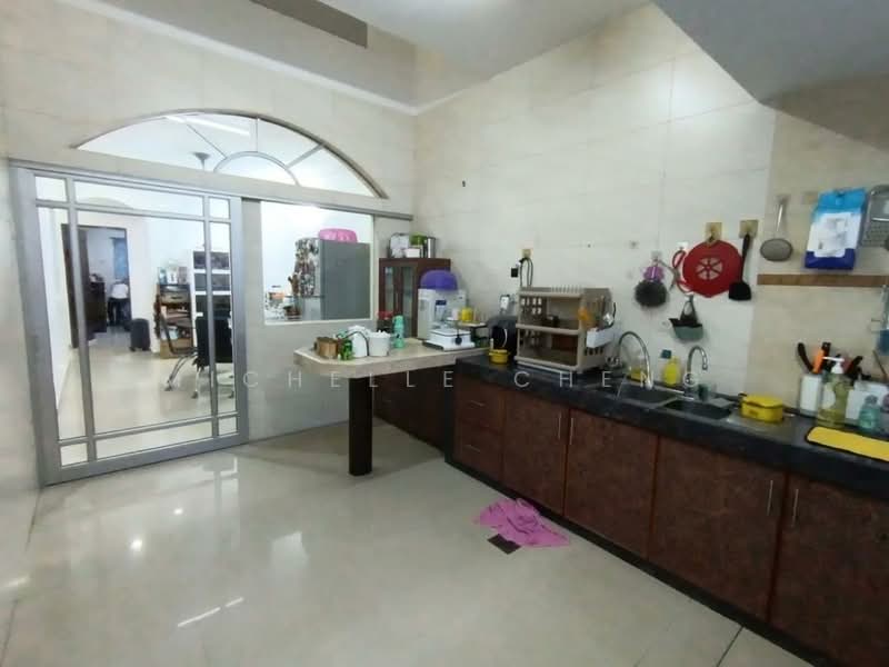 Rumah Teres 1-Tingkat untuk Dijual di Taman Menglembu Timur (Menglembu) - Michelle Cheng - Kitchen - PropertyGuru.com.my