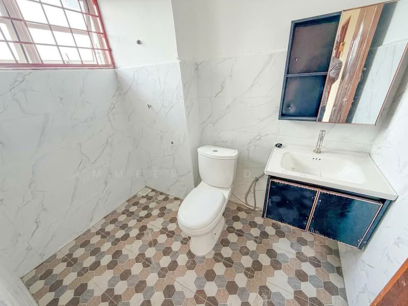 2-storey Terraced House for Sale in Alam Damai (Cheras) - Ammeer Nadzrai - Bathroom - PropertyGuru.com.my