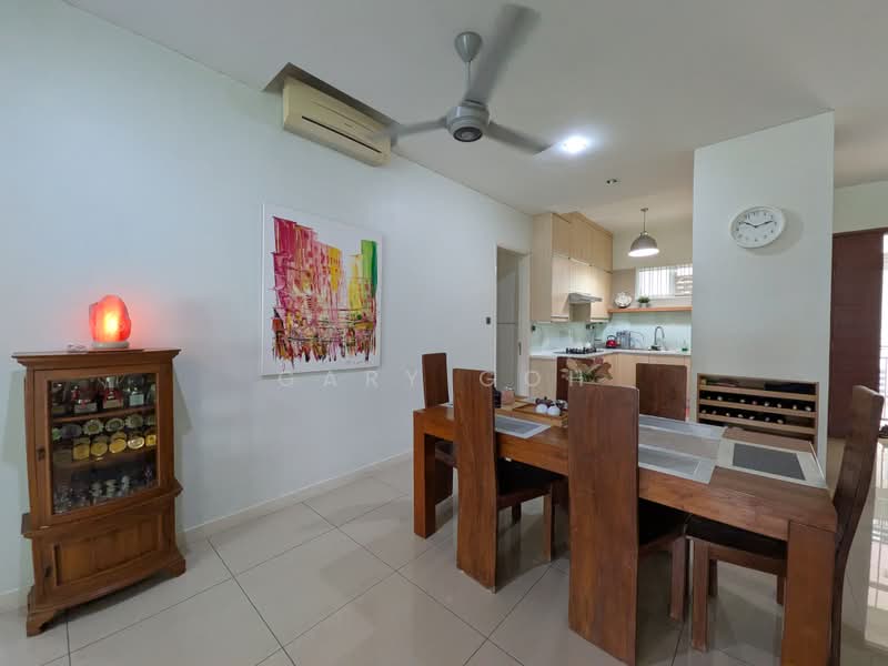 Kondominium untuk Dijual di Amaya Saujana - Gary Goh - Dining Room - PropertyGuru.com.my