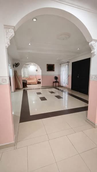 Bungalow House for Sale in Seremban (Negeri Sembilan) - Khairul Idzwan - Living Room - PropertyGuru.com.my