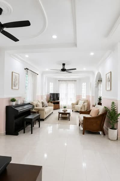 Bungalow House for Sale in Seremban (Negeri Sembilan) - Khairul Idzwan - Living Room - PropertyGuru.com.my