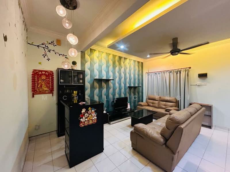 Rumah Teres 2-Tingkat untuk Dijual di Bandar Baru Tambun (Tambun) - Michelle Cheng - Living Room - PropertyGuru.com.my