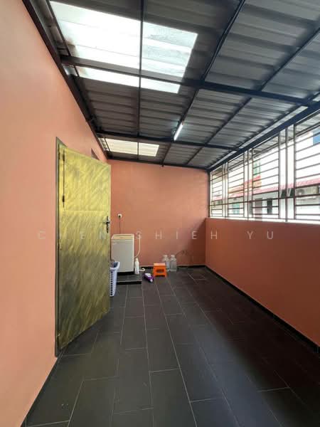 2-storey Terraced House for Sale in Mutiara Rini (Skudai) - Chen Shieh Yu - Balcony - PropertyGuru.com.my