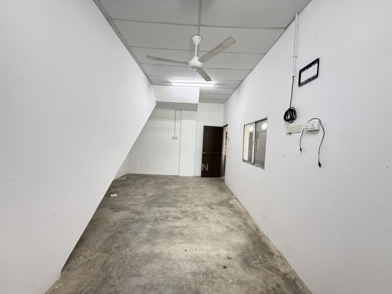 Kilang untuk Disewa di Lahat (Lahat) - Vivien Ng - PropertyGuru.com.my