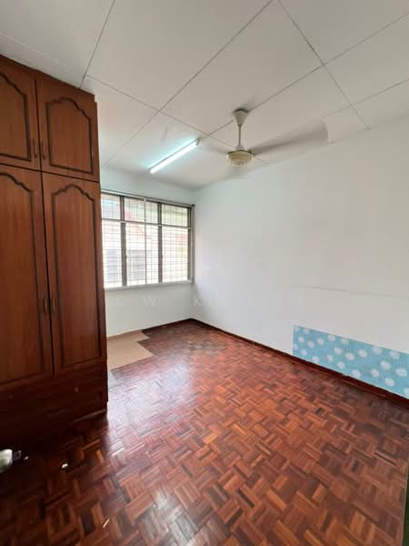 Rumah Teres 2-Tingkat untuk Dijual di Bandar Menjalara (Kuala Lumpur) - CW Kong - Bedroom - PropertyGuru.com.my