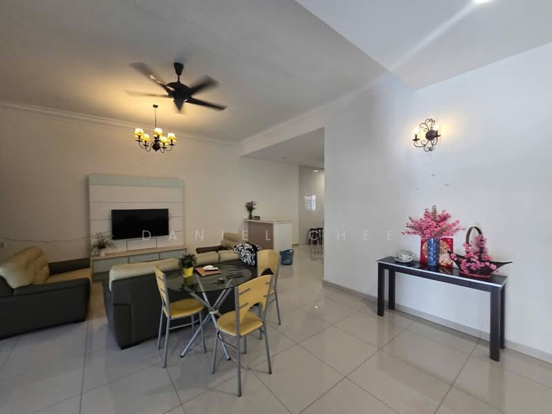 Rumah Teres 2-Tingkat untuk Dijual di Ipoh (Perak) - Daniel Chee - Living Room - PropertyGuru.com.my