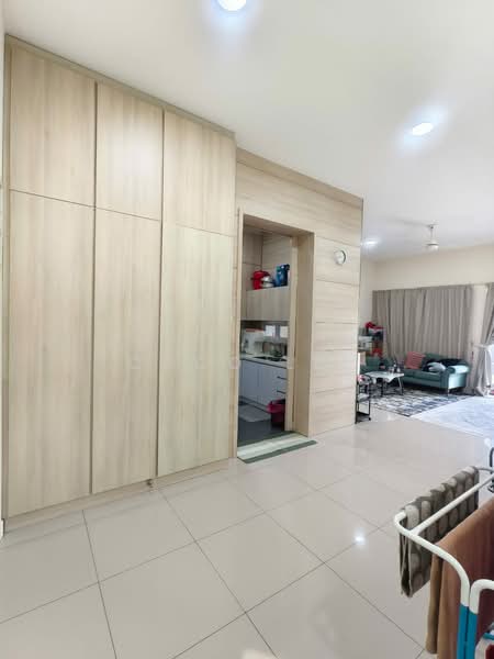 Apartment for Sale at Impian Senibong Apartment - Coco Lee - Kitchen - PropertyGuru.com.my