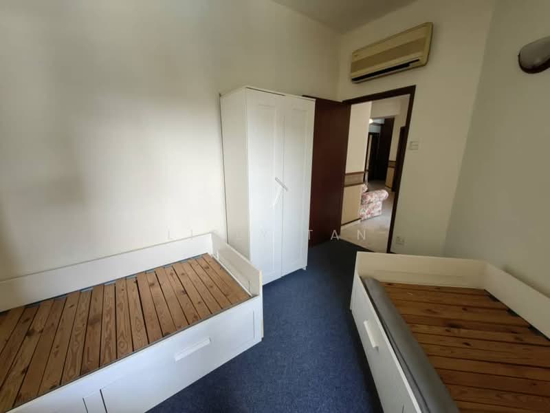 Kondominium untuk Dijual di Villa Puteri - Libby Tan - Bedroom - PropertyGuru.com.my