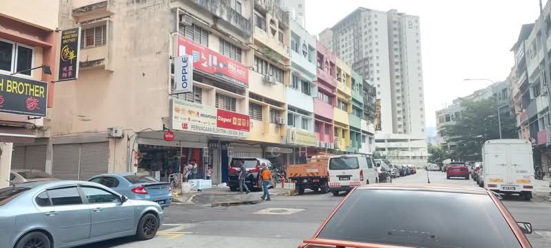 Shop for Sale in Cheras (Kuala Lumpur) - Lee Chin - Exterior - PropertyGuru.com.my