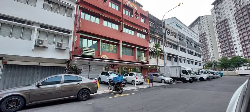 Shop for Sale in Cheras (Kuala Lumpur) - Lee Chin - Exterior - PropertyGuru.com.my