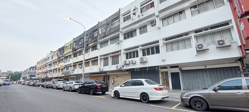 Shop for Sale in Cheras (Kuala Lumpur) - Lee Chin - Exterior - PropertyGuru.com.my