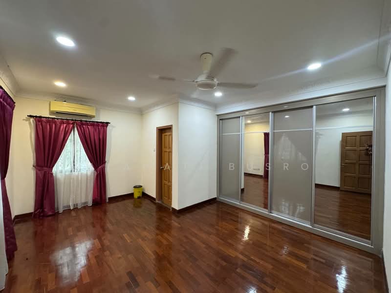 Rumah Berkembar untuk Dijual di Kota Damansara (Selangor) - Salawati Busro - Bedroom - PropertyGuru.com.my