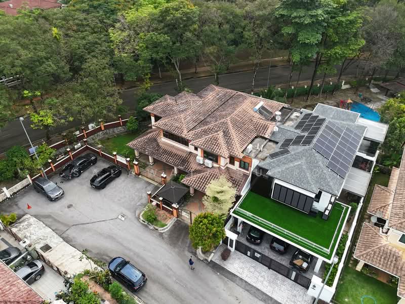 Rumah Berkembar untuk Dijual di Kota Damansara (Selangor) - Salawati Busro - Exterior - PropertyGuru.com.my