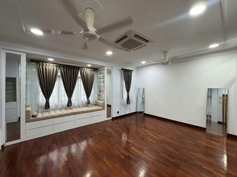 Rumah Berkembar untuk Dijual di Kota Damansara (Selangor) - Salawati Busro - Interior - PropertyGuru.com.my