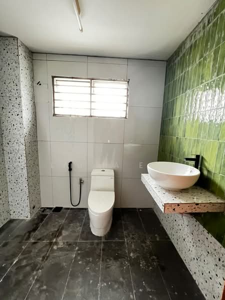 2-storey Terraced House for Rent in Rawang (Selangor) - Lau Ia Ein - Bathroom - PropertyGuru.com.my