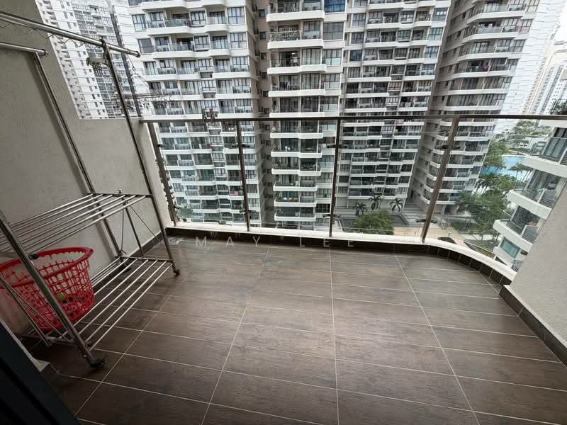Kondominium untuk Dijual di Amberside @ Country Garden Danga Bay - May Lee - Balcony - PropertyGuru.com.my