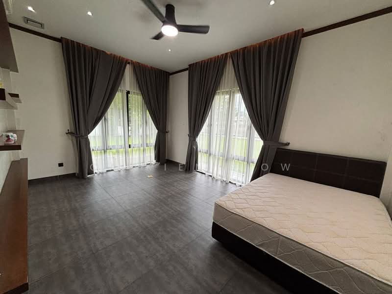 Bungalow House for Sale in Bandar Seri Alam (Masai) - Carrien Siow - Bedroom - PropertyGuru.com.my
