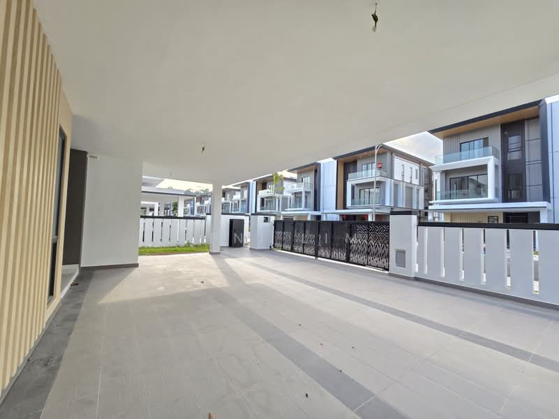 Bungalow House untuk Dijual di Kota Damansara (Selangor) - Reni Lim - Exterior - PropertyGuru.com.my