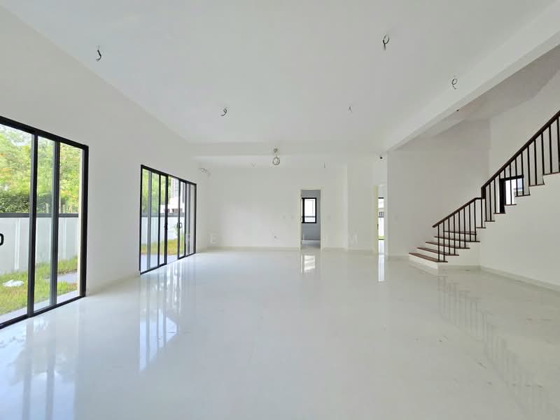 Bungalow House untuk Dijual di Kota Damansara (Selangor) - Reni Lim - Living Room - PropertyGuru.com.my