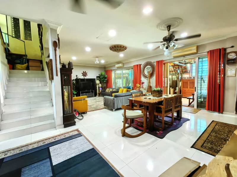 Semi-Detached House for Sale in Gombak (Selangor) - Libby Tan - Living Room - PropertyGuru.com.my