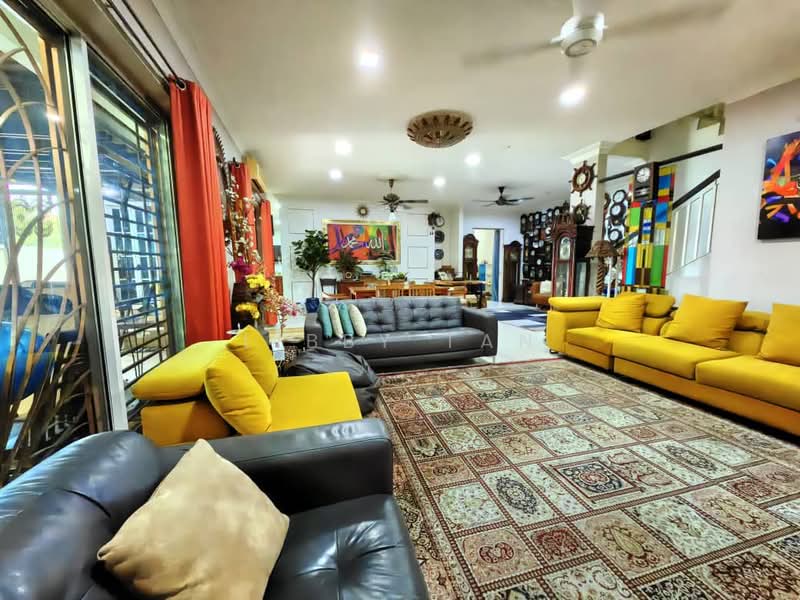 Semi-Detached House for Sale in Gombak (Selangor) - Libby Tan - Living Room - PropertyGuru.com.my