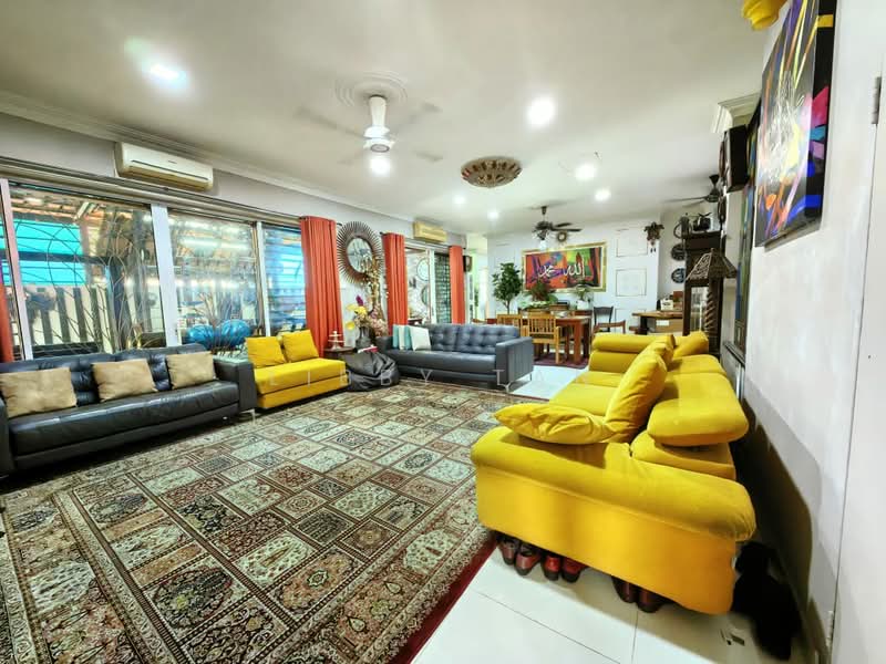 Semi-Detached House for Sale in Gombak (Selangor) - Libby Tan - Living Room - PropertyGuru.com.my