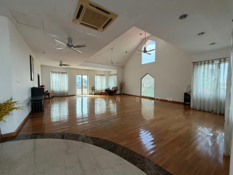 Bungalow House untuk Dijual di Taman Stulang Laut (Johor Bahru) - Carrien Siow - Living Room - PropertyGuru.com.my