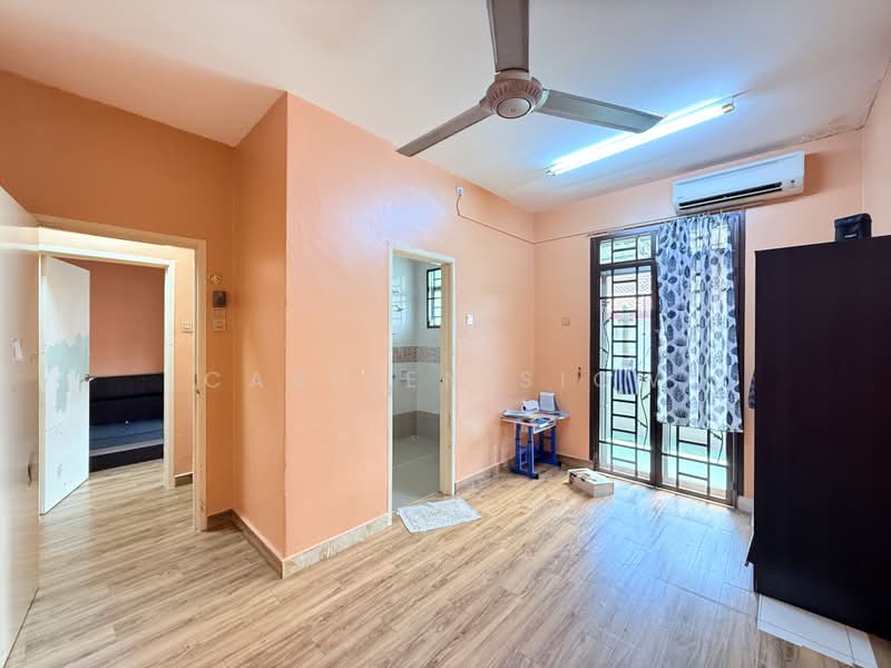 2-storey Terraced House for Sale in Bandar Seri Alam (Masai) - Carrien Siow - Interior - PropertyGuru.com.my