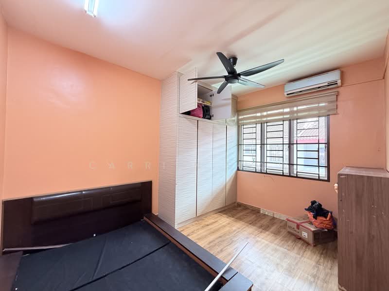 2-storey Terraced House for Sale in Bandar Seri Alam (Masai) - Carrien Siow - Bedroom - PropertyGuru.com.my