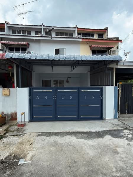2-storey Terraced House for Sale in Taman Puteri Jaya (Batu Pahat) - Marcus Tey - Exterior - PropertyGuru.com.my
