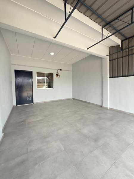 2-storey Terraced House for Sale in Taman Puteri Jaya (Batu Pahat) - Marcus Tey - Entrance - PropertyGuru.com.my