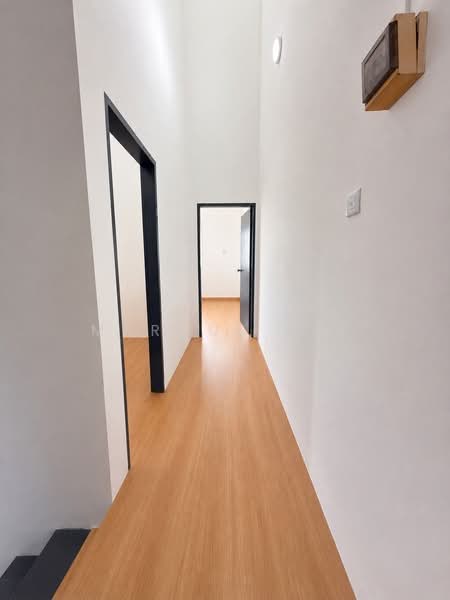 2-storey Terraced House for Sale in Taman Puteri Jaya (Batu Pahat) - Marcus Tey - Corridor - PropertyGuru.com.my