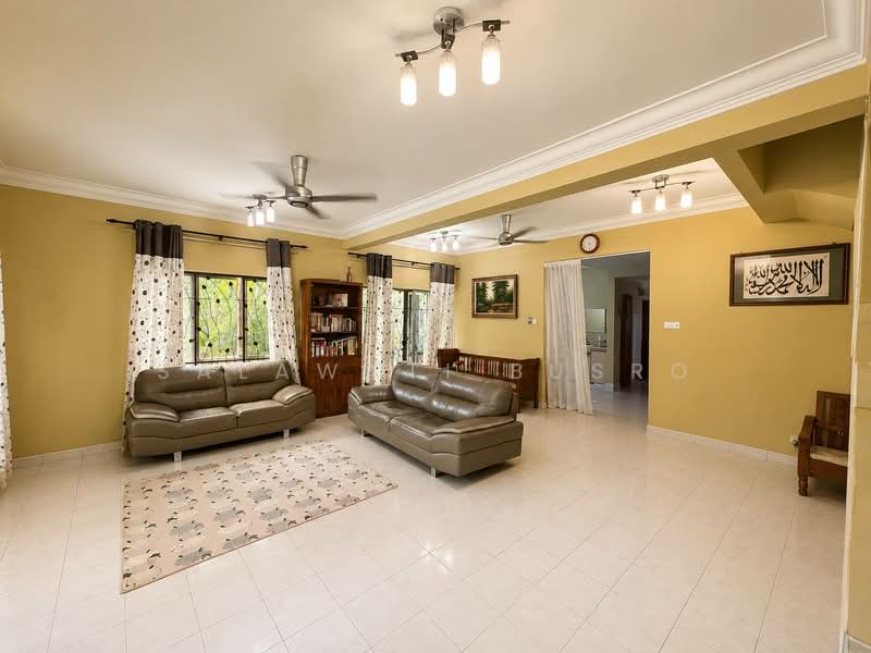 2-storey Terraced House for Sale in Bandar Baru Klang (Klang) - Salawati Busro - Living Room - PropertyGuru.com.my