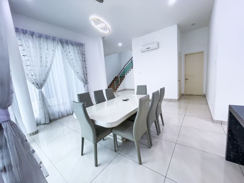 Bungalow House untuk Dijual di Taman Desa Tebrau (Tebrau) - Celine Yong - Dining Room - PropertyGuru.com.my