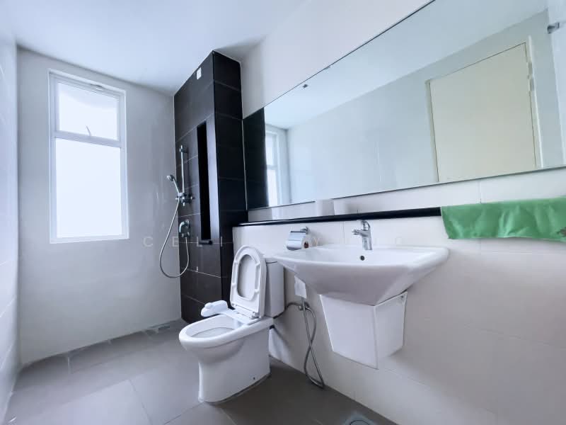 Bungalow House untuk Dijual di Taman Desa Tebrau (Tebrau) - Celine Yong - Bathroom - PropertyGuru.com.my