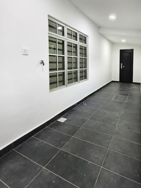 Rumah Teres 1-Tingkat untuk Dijual di Taman Johor Jaya (Johor Bahru) - Carson . - Corridor - PropertyGuru.com.my