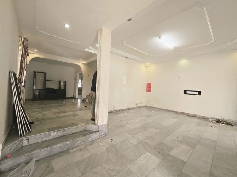 Rumah Teres 2-Tingkat untuk Dijual di Kampung Lapan (Melaka City) - Joanne How - Living Room - PropertyGuru.com.my