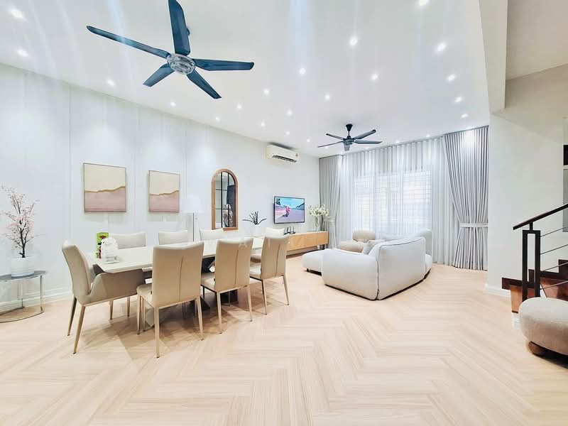 2-storey Terraced House for Sale in Alam Impian (Shah Alam) - Salawati Busro - Living Room - PropertyGuru.com.my