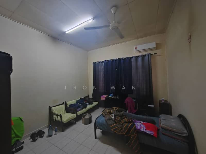 2.5-storey Terraced House for Sale in Puchong (Selangor) - Tron Wan - Bedroom - PropertyGuru.com.my