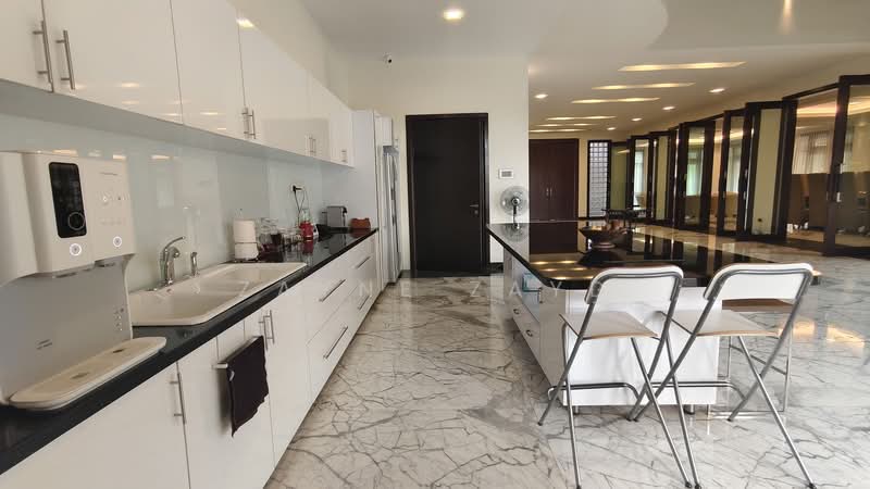 Bungalow House untuk Dijual di Bangsar (Kuala Lumpur) - Zayne Zayd - Kitchen - PropertyGuru.com.my