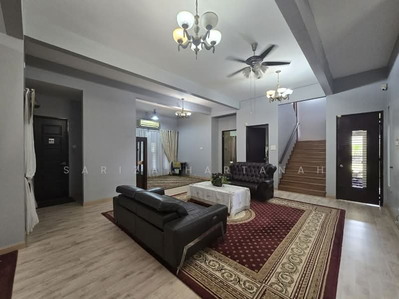 Bungalow House untuk Dijual di Nilai Impian (Nilai) - Sariza Hartanah - Living Room - PropertyGuru.com.my